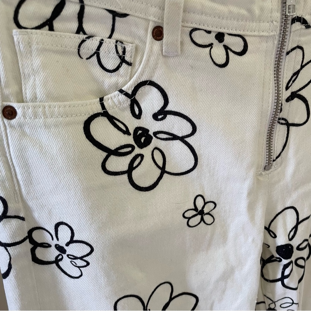 NWT Reformation Julianna Zip Mid Rise Straight Leg Jeans in Floral Scribble - Picture 4 of 9